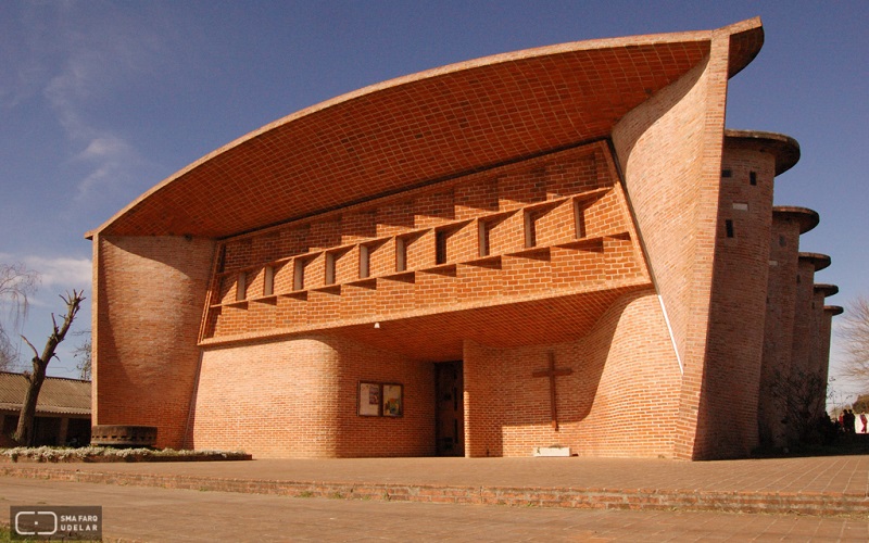 Iglesia del Cristo Obrero, del Ing. Eladio Dieste, es Patrimonio Mundial de la UNESCO