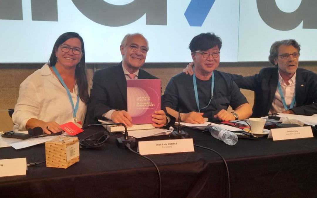 SAU en Asamblea y Foro UIA
