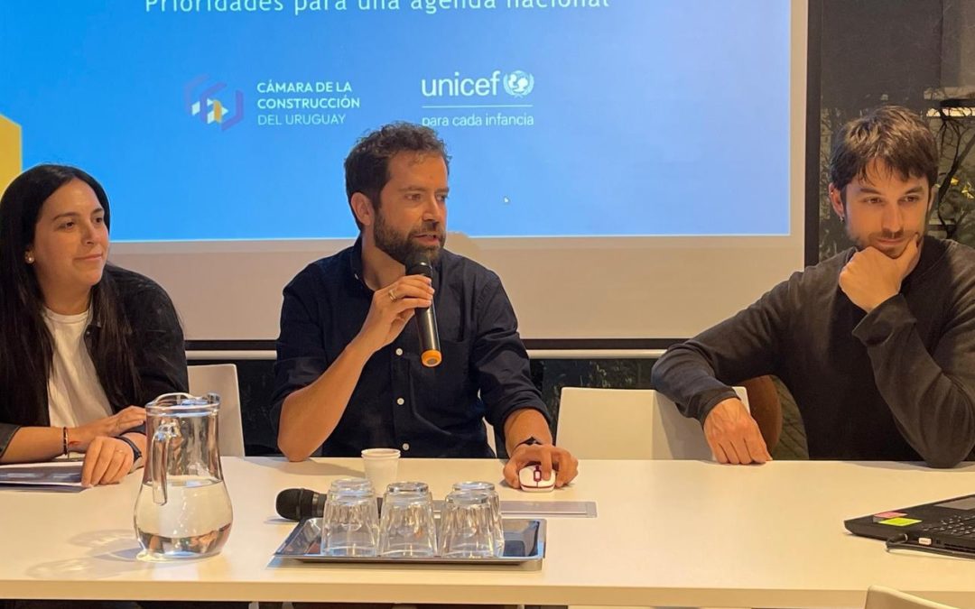 Infancia y vivienda: intercambio y varias propuestas en conversatorio en nuestra sede